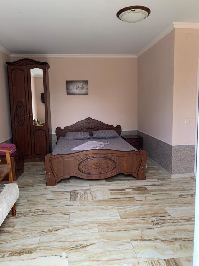 Comfort Gantiadi Dış mekan fotoğraf